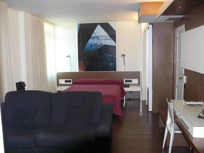 Hotel Los Angeles Guarnizo Dış mekan fotoğraf